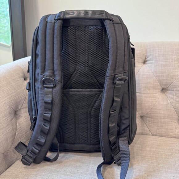 Tumi men’s black Alpha bravo search backpack - Picture 3 of 8